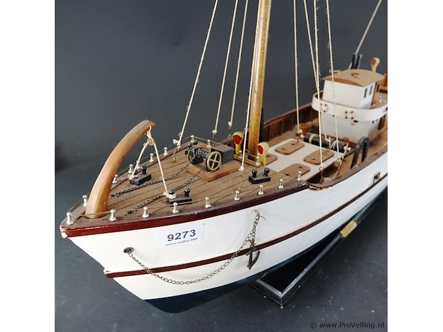Groot houten schaalmodel crawler - afbeelding 11 van  12