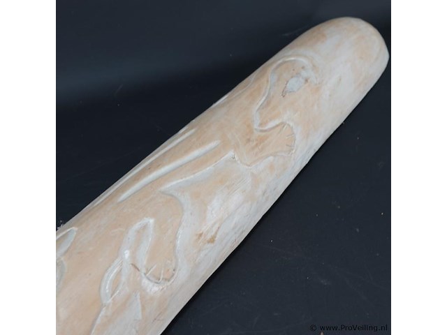 Groot in hout gesneden masker - afbeelding 4 van  5