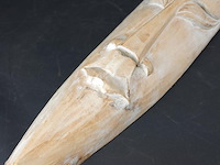 Groot in hout gesneden masker - afbeelding 3 van  5