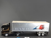 Groot kunststof schaalmodel vrachtwagen - afbeelding 2 van  5