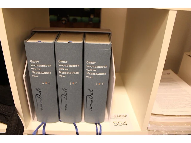 Groot nederlands woordenboek van dale driedelig - afbeelding 1 van  1