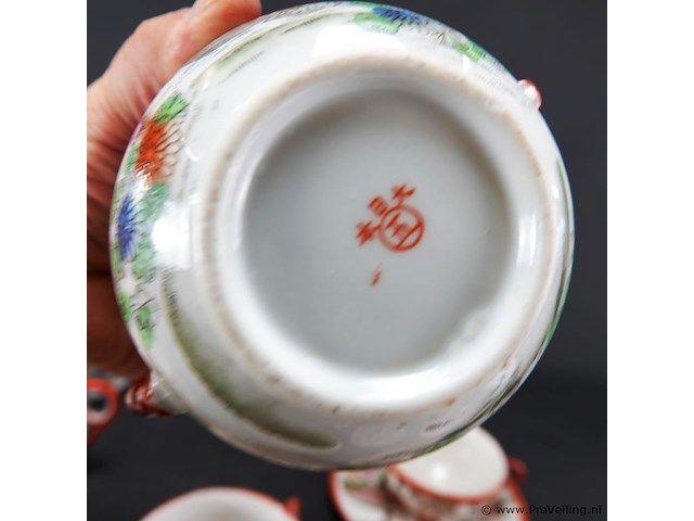 Groot oosters porseleinen theeservies - afbeelding 5 van  5