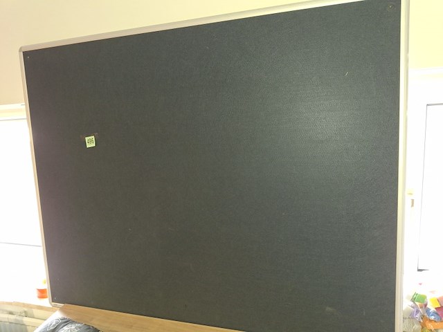 Groot prikbord 150 x 120 cm - afbeelding 3 van  3