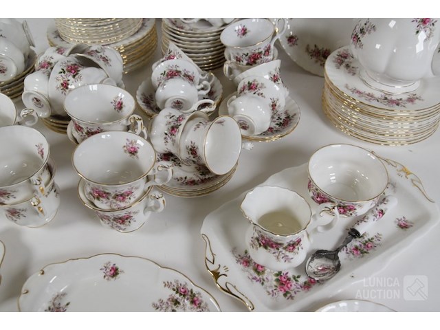 Groot servies royal albert - afbeelding 6 van  10