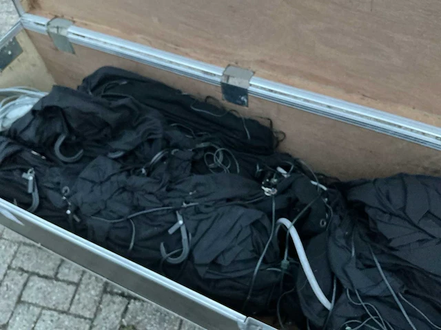 Groot sterrendoek met controller in flightcase - afbeelding 4 van  5