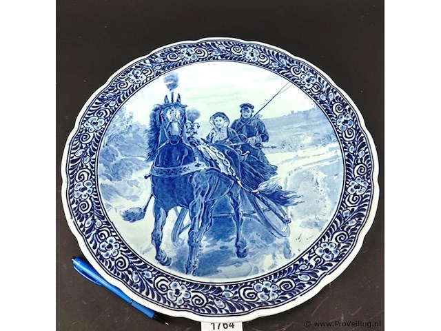 Groot vintage delfts blauw wandbord van royal sphinx maastricht, waarschijnlijk geproduceerd rond 1950 - afbeelding 2 van  5