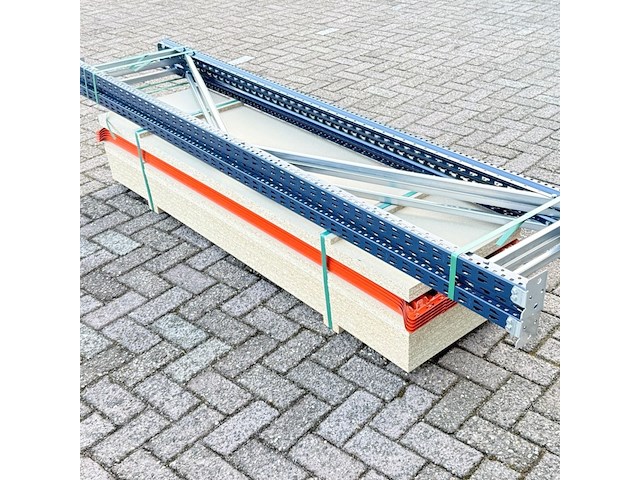 Grootvakstelling ±3,8m lang, 0,5m diep mecalux, gedemonteerd - afbeelding 4 van  5