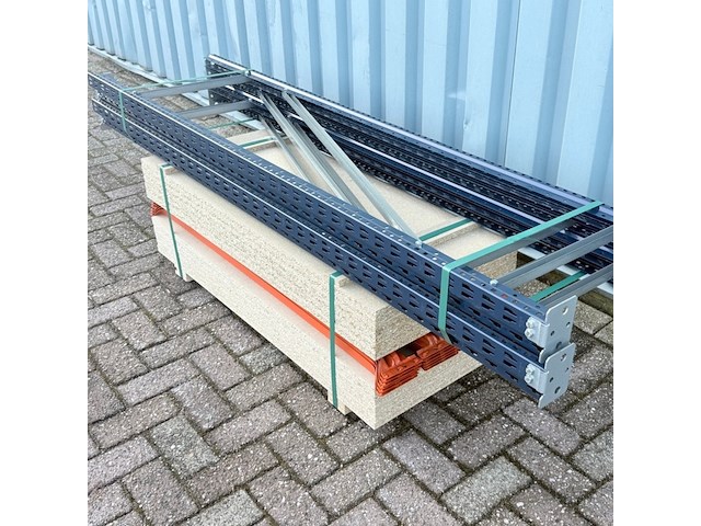 Grootvakstelling ±3,8m lang, 0,5m diep mecalux, gedemonteerd - afbeelding 1 van  5