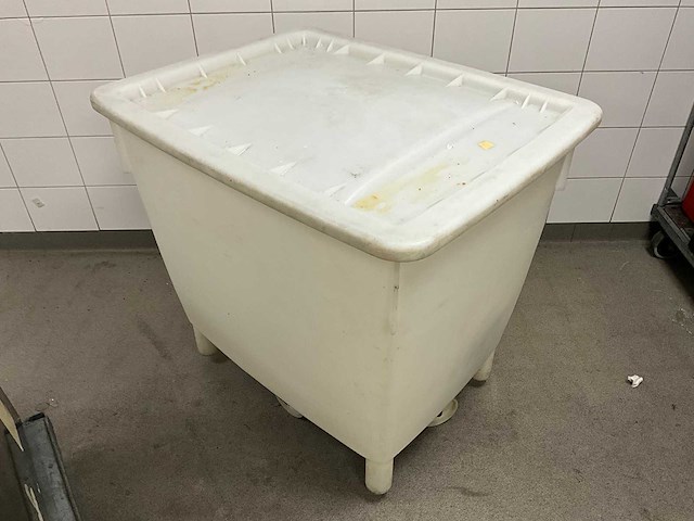 Grootvolumebak met wielen - afbeelding 1 van  4