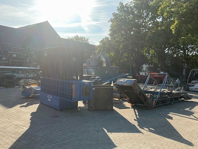 Gross - 2013 - holzwolf 2500 - shredder - afbeelding 39 van  77