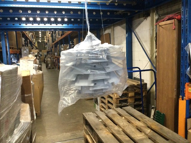 Grote aluminium hanglamp - afbeelding 1 van  11