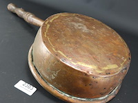 Grote antieke koperen steelpan - afbeelding 4 van  5