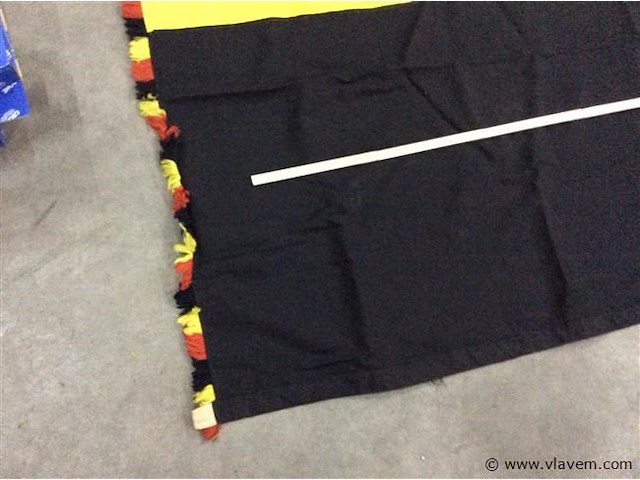 Grote belgische vlag +2m - afbeelding 2 van  2