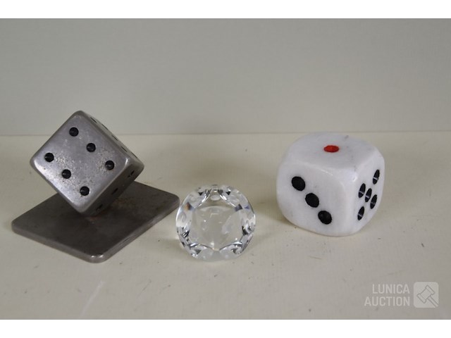 Grote dobbelstenen - afbeelding 1 van  3