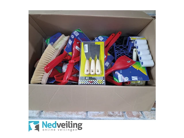 Grote doos diverse verf en behang accessoires wvp min. € 100,00 - afbeelding 2 van  3