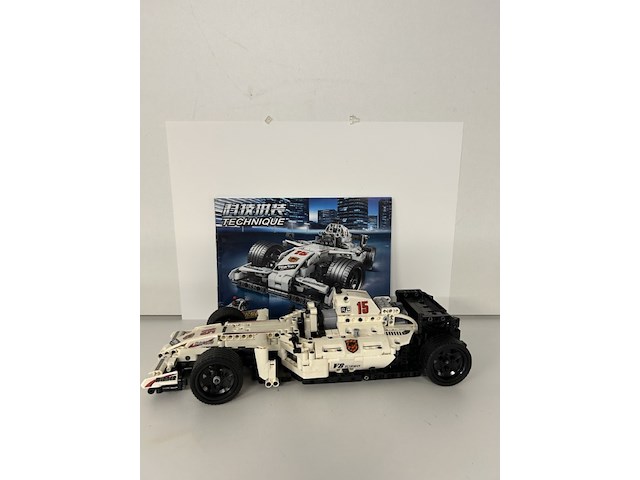 Grote f1 racewagen bouwset (technic type) - v8 turbo #15 - met handleiding - afbeelding 2 van  3