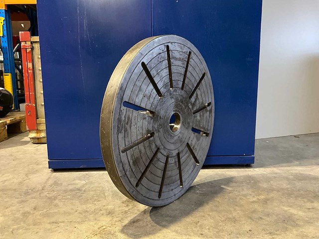 Grote gesleufde draaibank - afbeelding 1 van  5