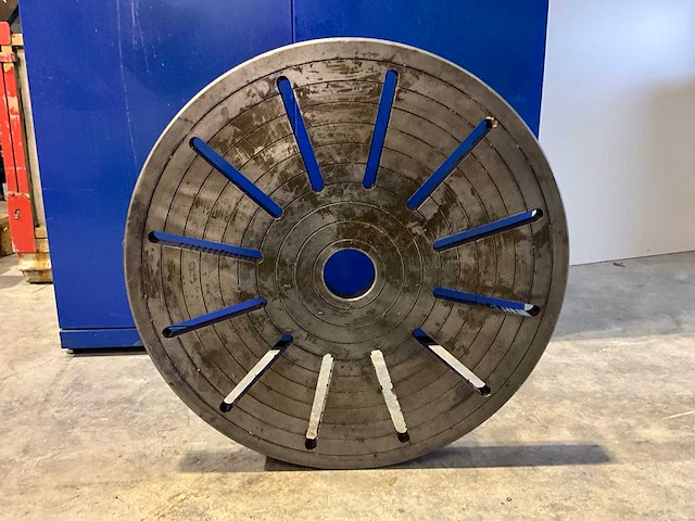 Grote gesleufde draaibank - afbeelding 5 van  5