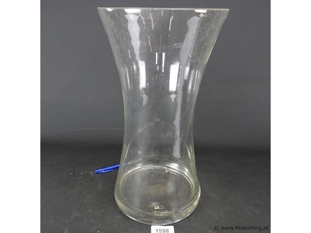 Grote glazen vaas - afbeelding 1 van  5