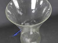 Grote glazen vaas - afbeelding 4 van  5