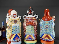 Grote handbeschilderde porseleinen beelden van de chinese geluksgoden fu, lu en shou - afbeelding 5 van  6