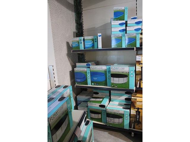 Grote hoeveelheid afdekzeilen bestway flow clear, in diverse uitvoeringen en maten, w.o doorsnedes 549, 460... - afbeelding 3 van  4
