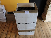 Grote hoeveelheid muntenbakken in doos. - afbeelding 1 van  3