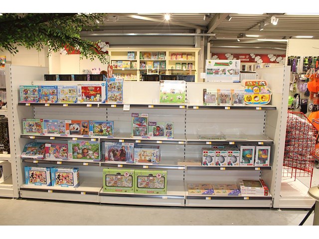 Grote hoeveelheid puzzels w.o. disney, paw control, youeco en topbright. ruim 80 stuks. - afbeelding 1 van  4