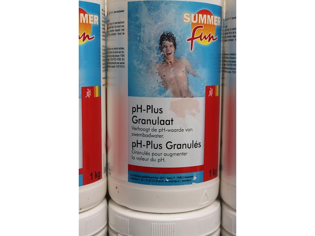 Grote hoeveelheid reinigingsproducten w.o. summerfun en poolpower t.b.v. zwembad in twee stellingdelen, w.o... - afbeelding 4 van  8
