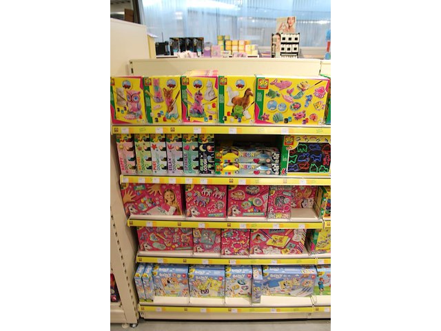 Grote hoeveelheid ses creativ hobby producten w.o. glitterpoppen met glitterpen, verfproducten, hamertje ti... - afbeelding 2 van  4