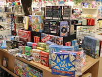 Grote hoeveelheid spellen w.o. hitster, vier op een rij, kaarten, exploding kittens, stratego en bunny hop ... - afbeelding 3 van  6