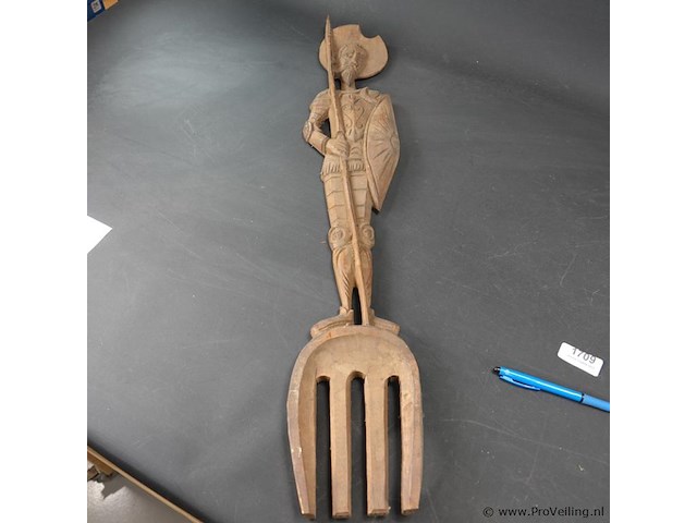 Grote houten don quichotte als vork - afbeelding 2 van  5