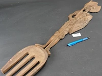 Grote houten don quichotte als vork