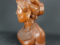 Grote in hout gesneden buste - afbeelding 3 van  5