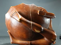 Grote in hout gesneden oosterse man met schaal - afbeelding 5 van  5