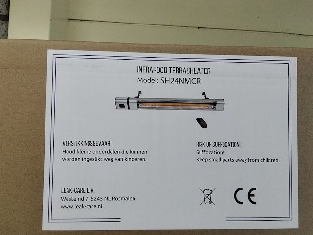 Grote infrarood heater 2400 watt + asb. - afbeelding 1 van  2