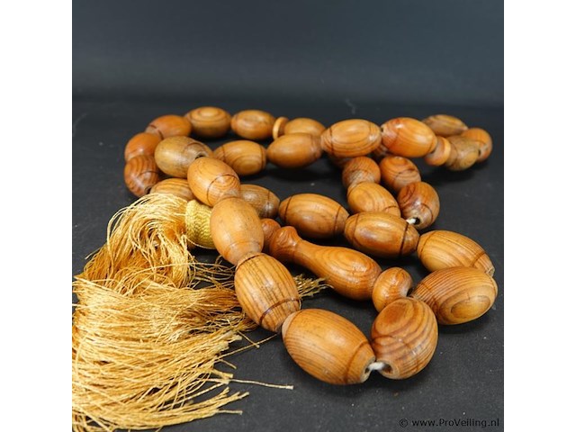 Grote massief houten rozenkrans - afbeelding 3 van  5