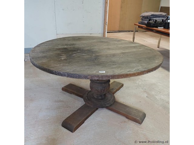 Grote massief houten tuintafel - afbeelding 1 van  8