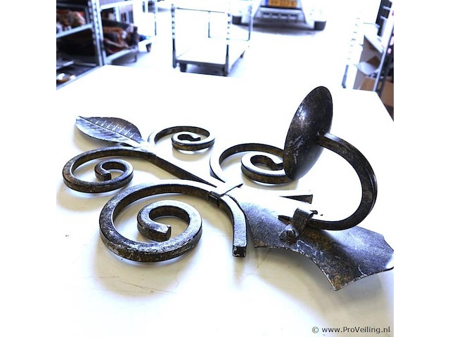 Grote metalen wandconsole - afbeelding 3 van  5