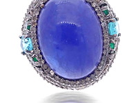 Grote ovaal gevormde ring met een tanzaniet, topazen, smaragden en natuurlijke diamanten - afbeelding 3 van  5