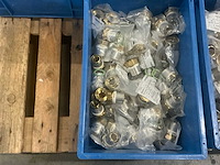 Grote partij alpex messing perskoppelingen - afbeelding 2 van  17