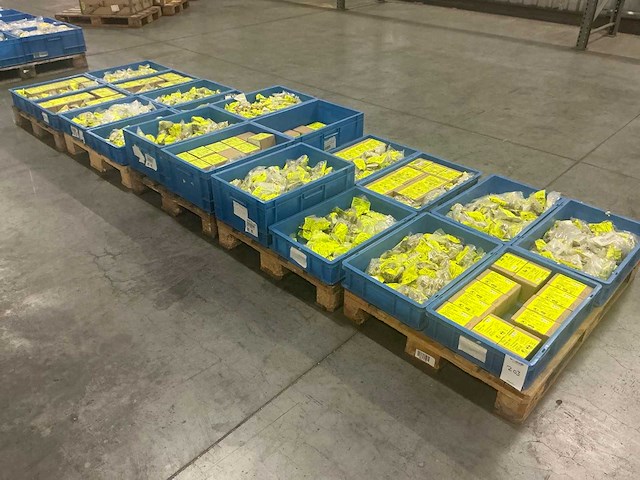 Grote partij alpex messing perskoppelingen - afbeelding 1 van  18