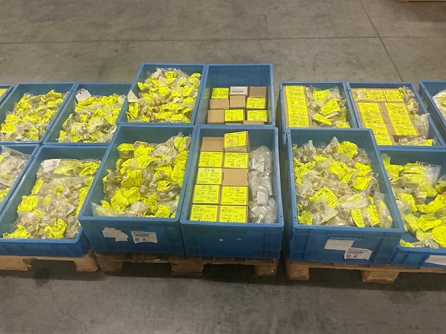 Grote partij alpex messing perskoppelingen - afbeelding 13 van  18