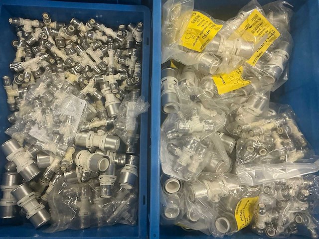 Grote partij alpex perskoppelingen - afbeelding 13 van  16