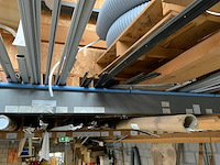 Grote partij aluminium/kunststof profielen met rubbers - afbeelding 10 van  13