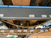 Grote partij aluminium/kunststof profielen met rubbers - afbeelding 11 van  13