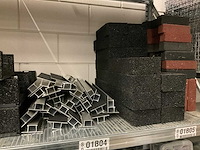 Grote partij benodigdheden voor zonnepanelen - afbeelding 8 van  26