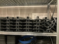 Grote partij benodigdheden voor zonnepanelen - afbeelding 9 van  26