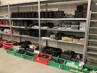 Grote partij benodigdheden voor zonnepanelen