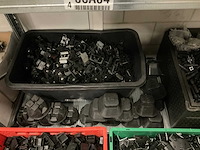 Grote partij benodigdheden voor zonnepanelen - afbeelding 23 van  26
